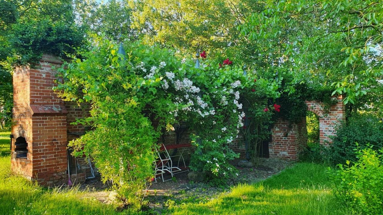 Schloss Lelkendorf Apartment Ulrichshusen Maisonette Fewo Mecklenburger Seenplatte Mit Dachterrasse Naehe Ostsee Εξωτερικό φωτογραφία
