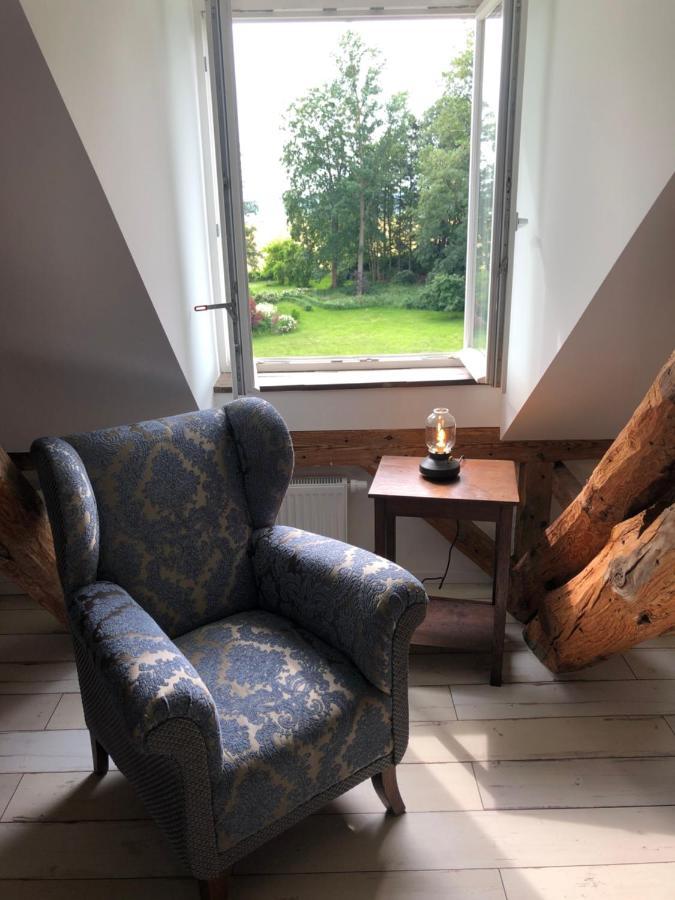 Schloss Lelkendorf Apartment Ulrichshusen Maisonette Fewo Mecklenburger Seenplatte Mit Dachterrasse Naehe Ostsee Εξωτερικό φωτογραφία